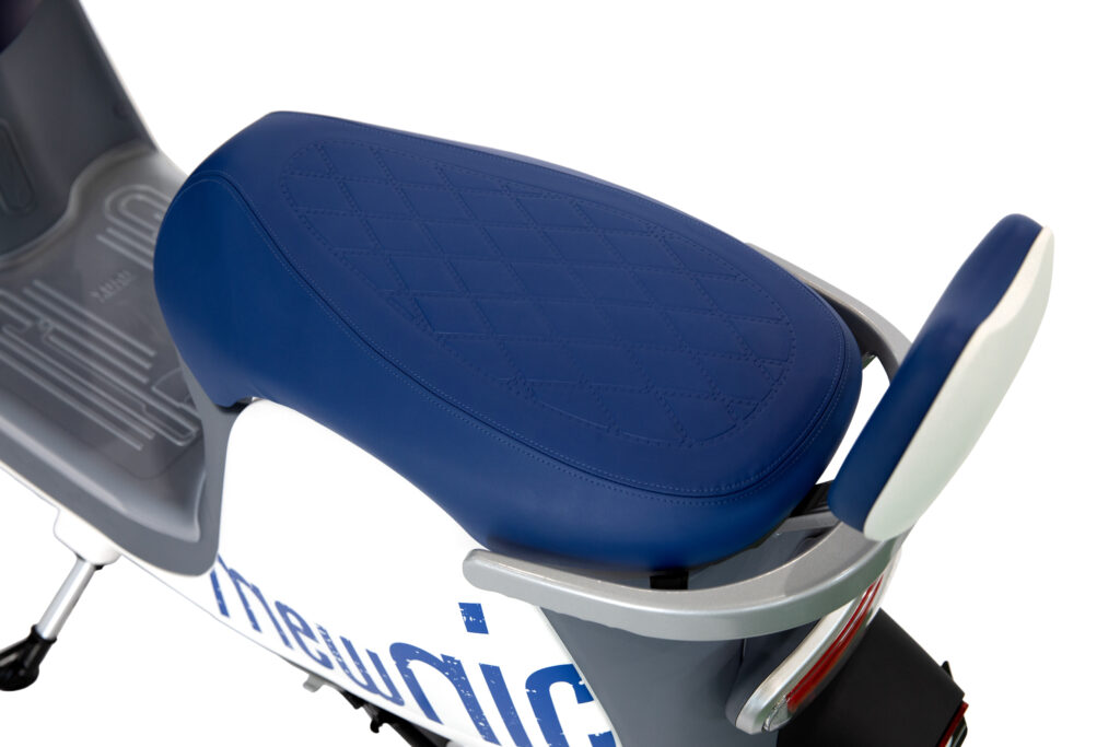 9906_copy_10353_235149625_b04tlzi7_f7558981942d630e769a2c6b679c70a93d59017b.jpg 이미지크게보기